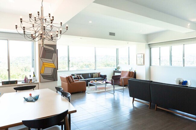 Foto del edificio - 865 Comstock Ave