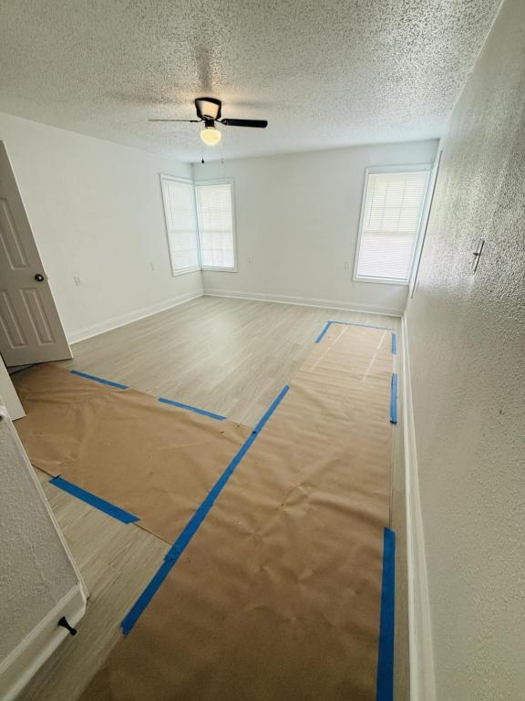 Foto del edificio - 2419 35th St