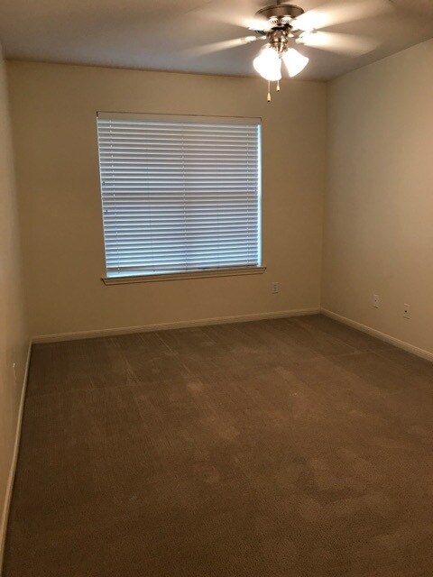 Foto del edificio - 11347 N Dowling Rd