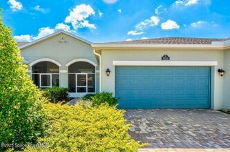Building Photo - 7634 Loren Cove Dr