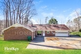 Foto principal - 7853 Beech Forest Rd