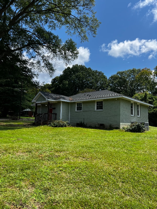 Building Photo - 3118 Eastwood Dr
