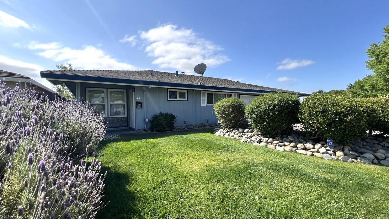 44 Sunlit Cir, Sacramento, CA 95831 House Rental in Sacramento, CA