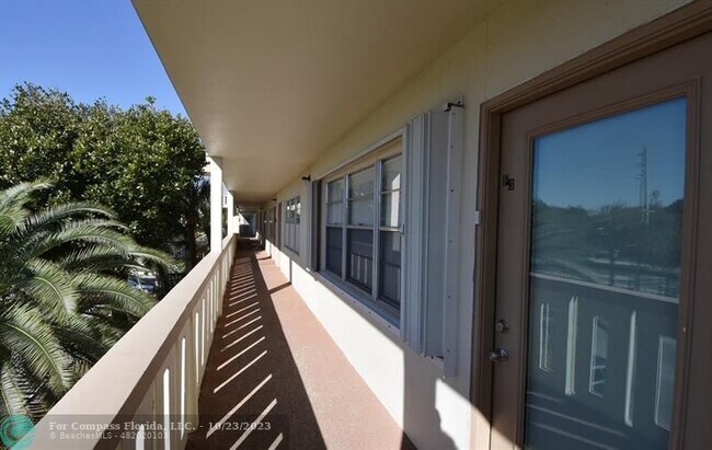 Foto del edificio - 2405 Antigua Cir