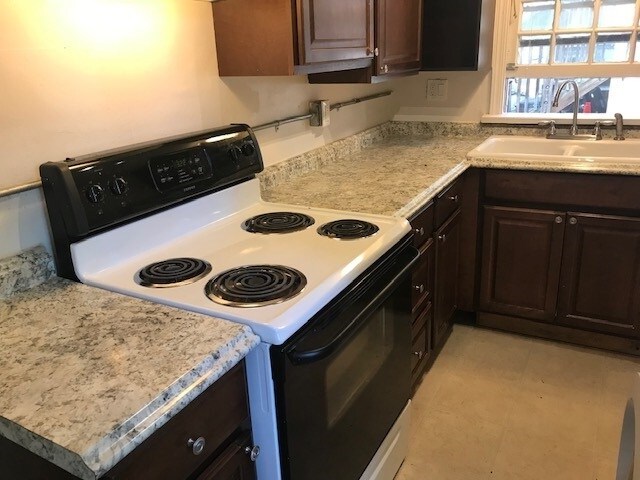 Foto del edificio - 1207 College Ave