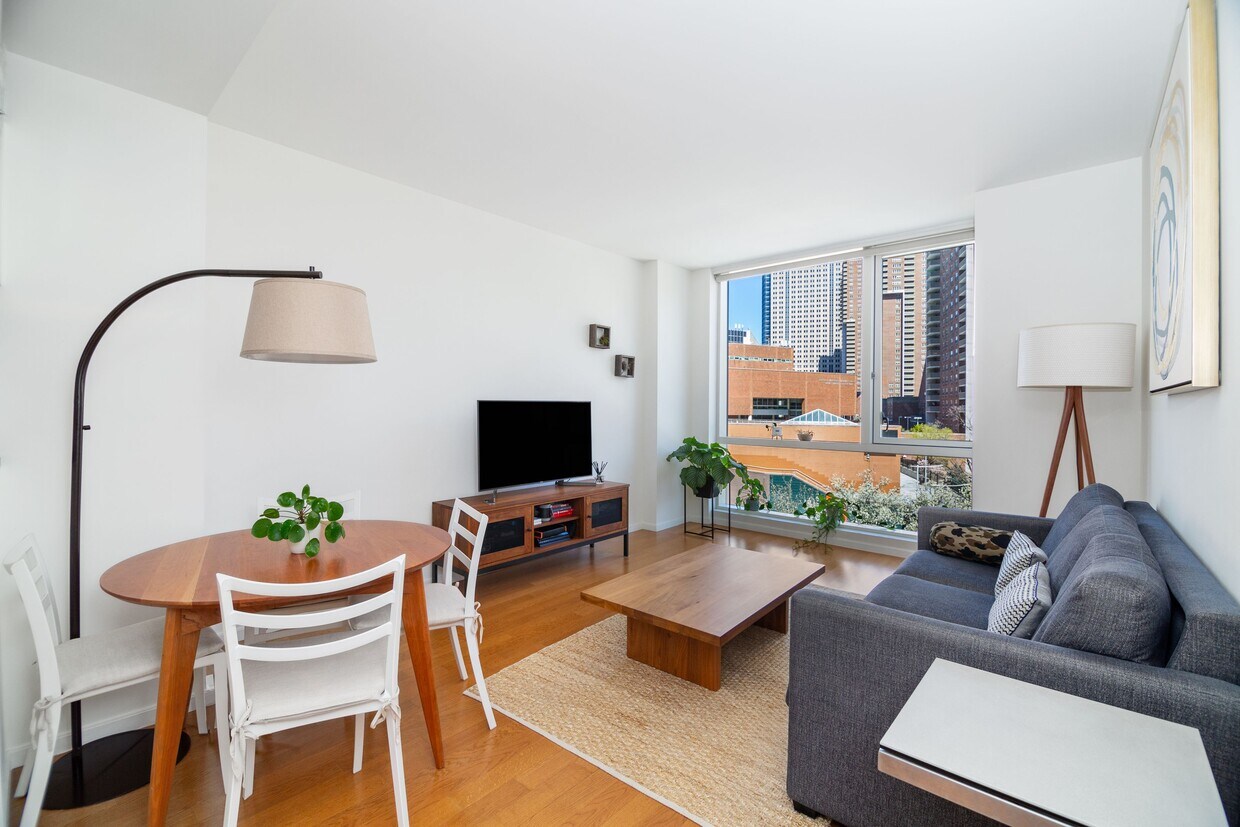 Photo - 200 Chambers St (New York, NY)