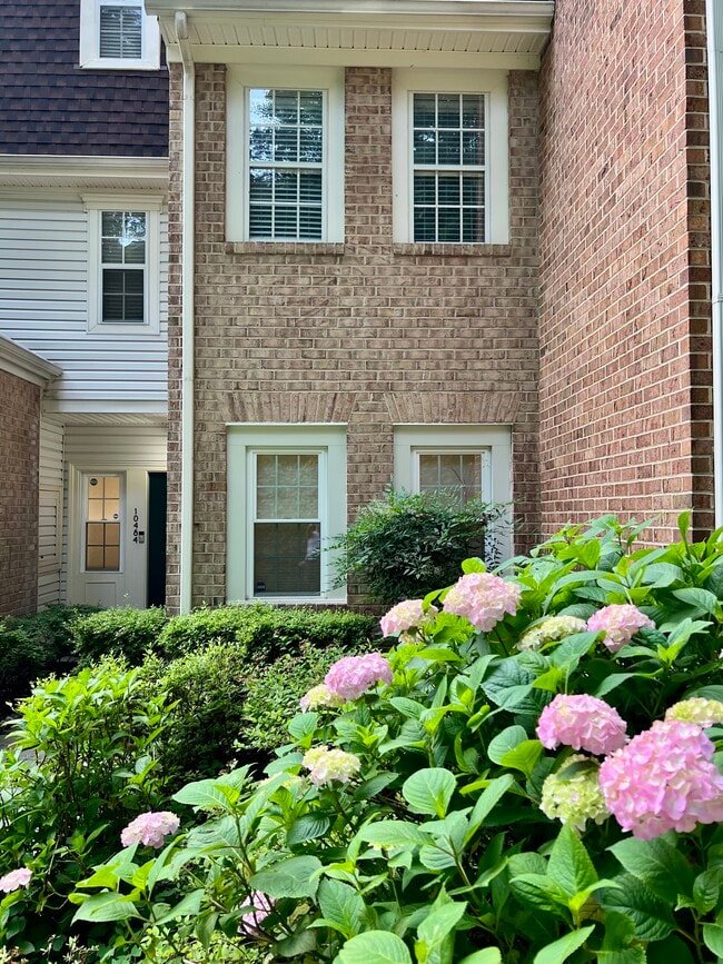 Building Photo - 10484 Parthenon Ct