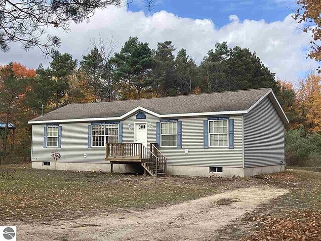 Building Photo - 11156 Cinder Rd