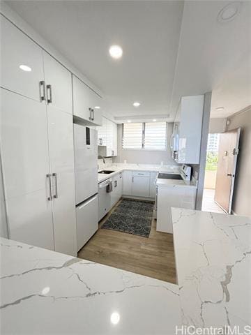 Building Photo - 1676 Ala Moana Blvd