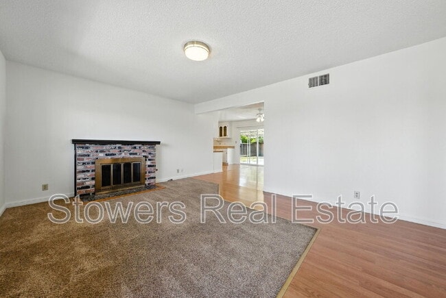 Building Photo - 7284 Brighton Dr