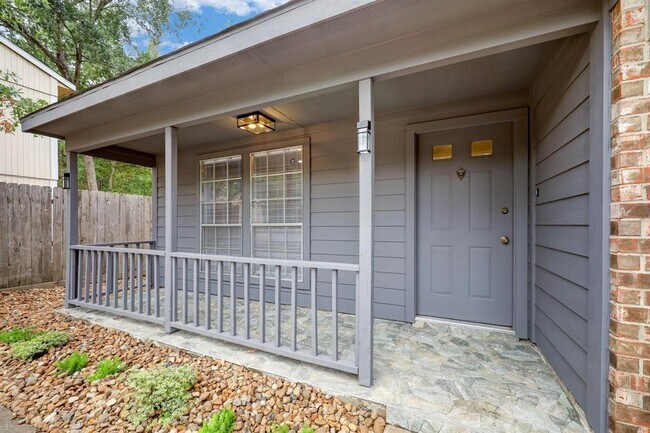 Foto del edificio - 34 N High Oaks Cir