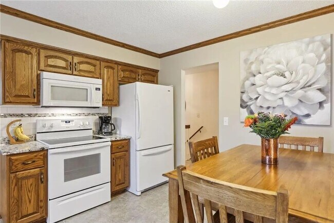 Foto del edificio - Charming 3-bedroom, 2-bathroom home located in the heart of Woodbury