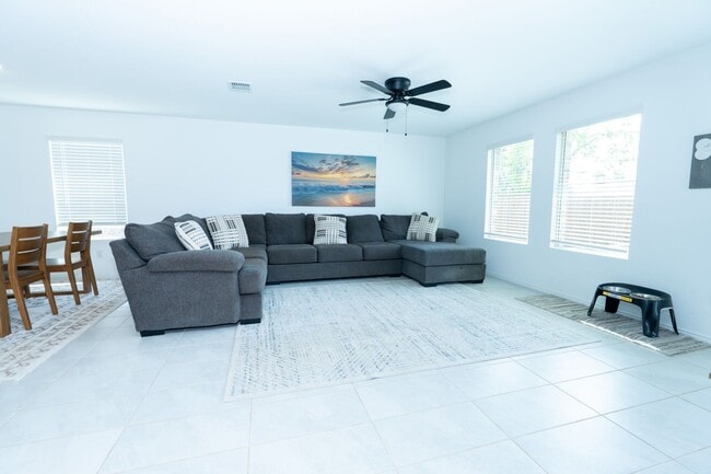 Photo - 1308 Clairborne Ct House