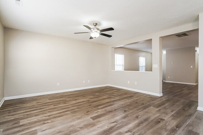 Building Photo - 8143 Cohosh Ct