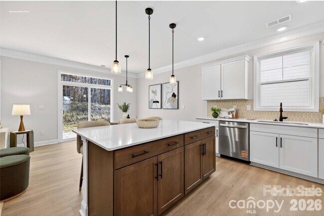 Building Photo - 2869 Atwater Pond Cir