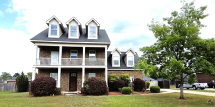 Building Photo - 103 Clarissa Dr