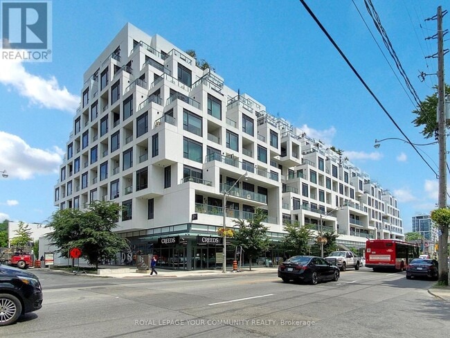 Building Photo - 280-P280 Howland Ave