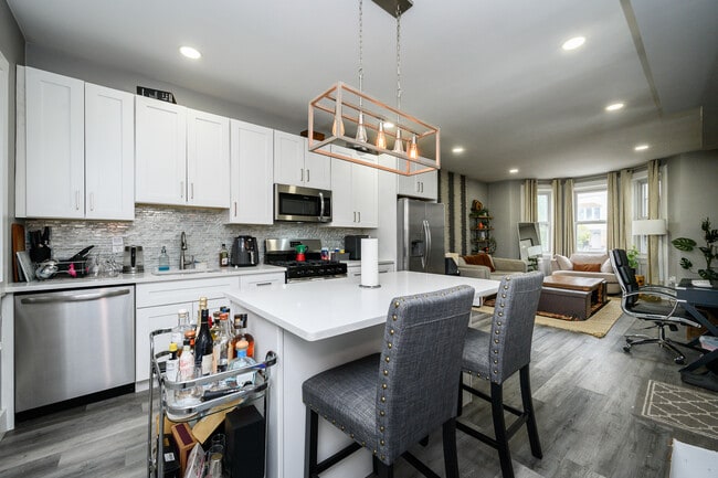 Foto del edificio - 569 Liberty Ave