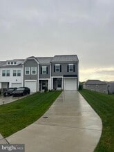 Building Photo - 123 Clifton Mnr