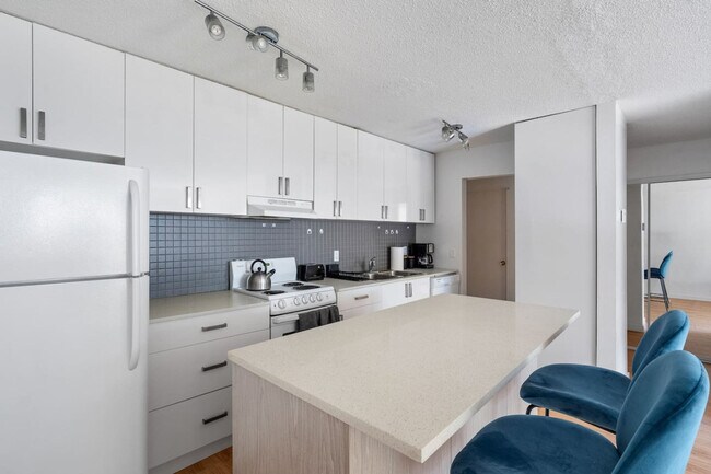 Photo du bâtiment - 1855 W 2nd Ave