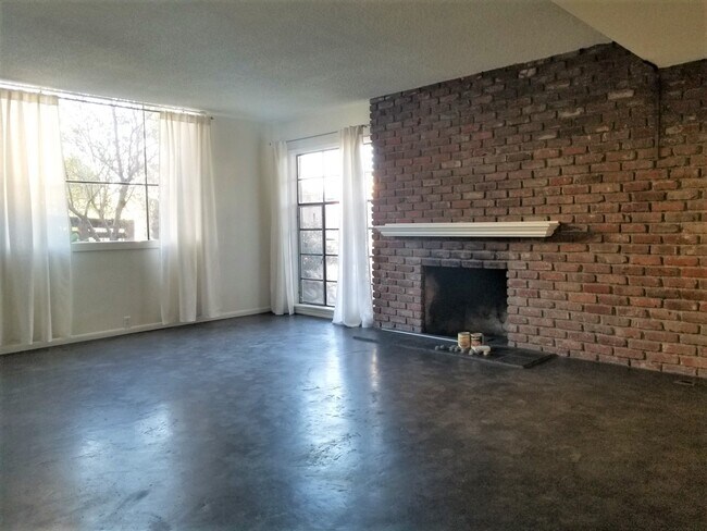 Foto del edificio - 6113 Piedmont Ave