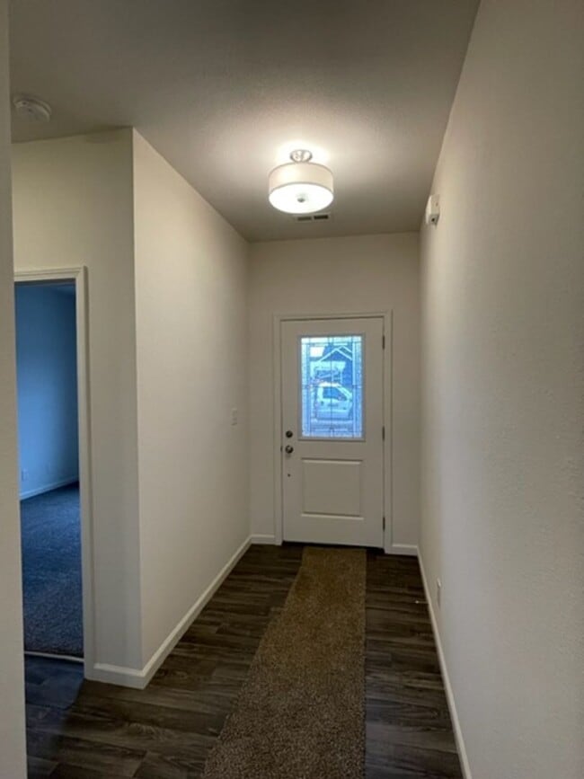 Building Photo - Avalon Bluff...3 Bedroom 2 Bath House