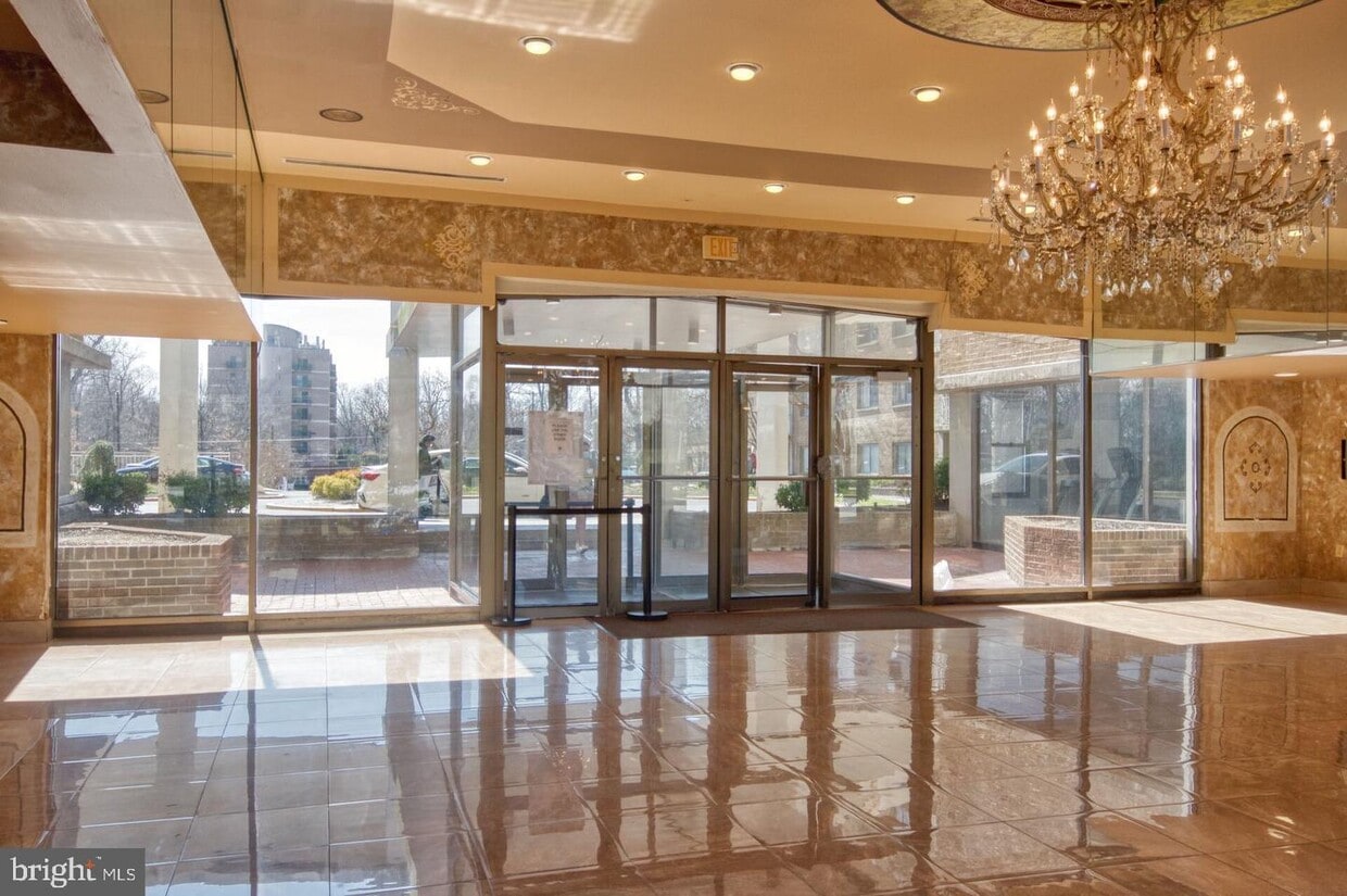 1836 Metzerott Rd Unit 821, Adelphi, MD 20783 Room for Rent in