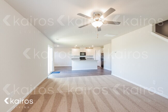 Foto del edificio - 1327 Clemons Lane