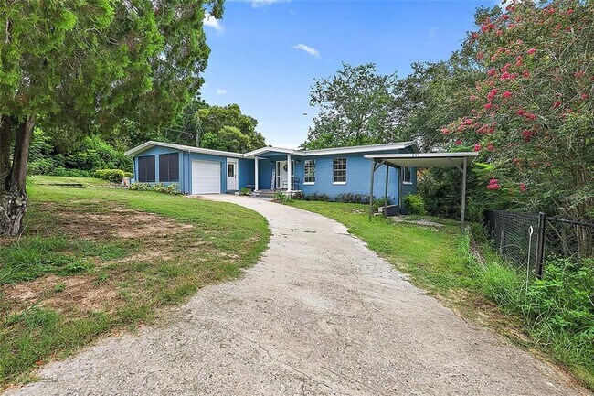 Building Photo - 895 Lake Nettie Dr