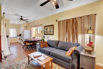 Building Photo - 481 Benedict Dr