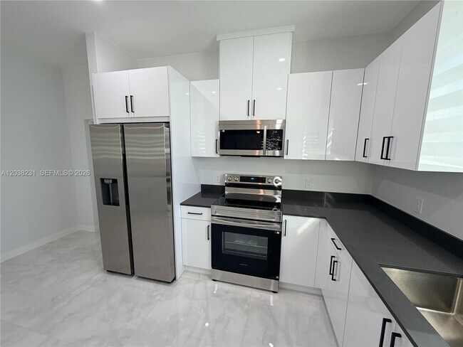 Foto del edificio - 1111 Gunby Ave S