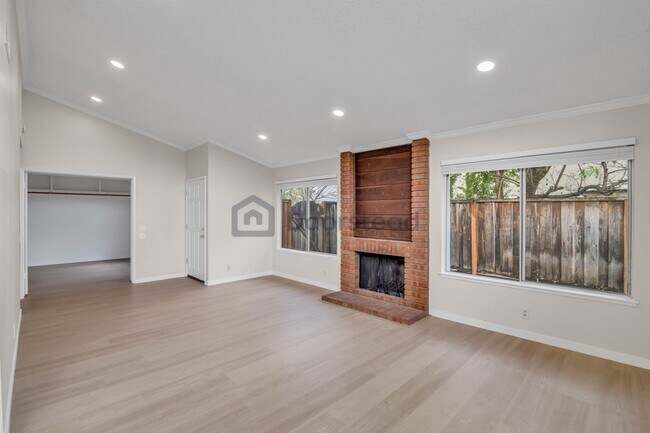 Photo - 4035 Egret Ct House