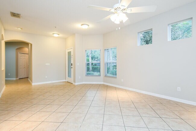 Foto del edificio - 1050 Wickerwood St