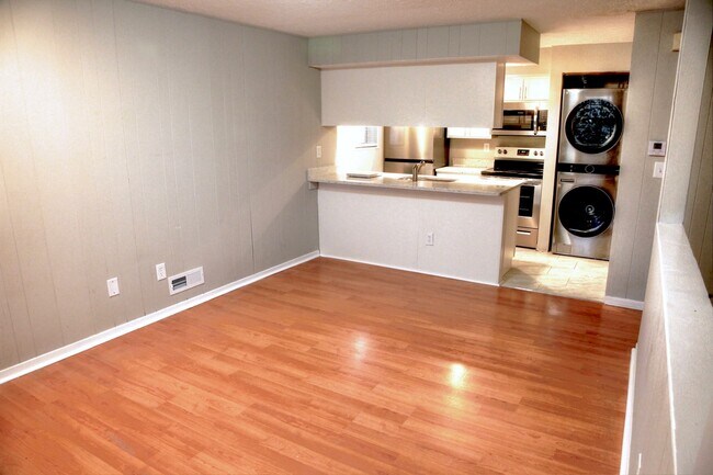 Foto del edificio - 304 E 17th Ave