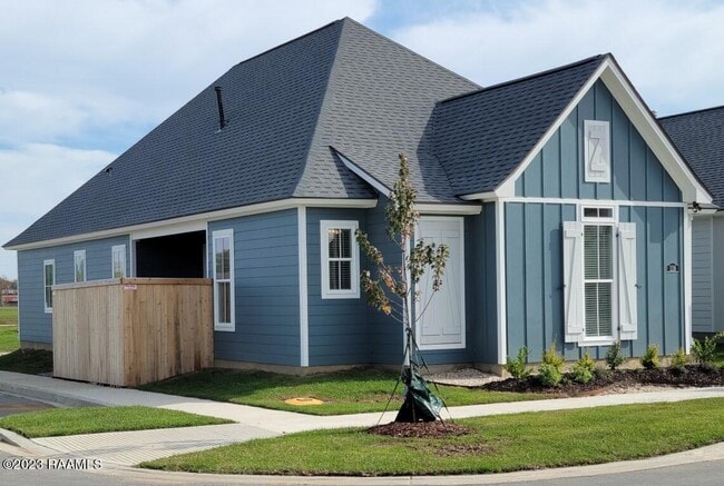 Building Photo - 118 Sandstone Ave