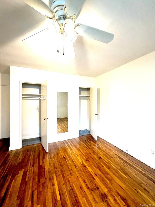 Foto del edificio - 1030 E 57th St