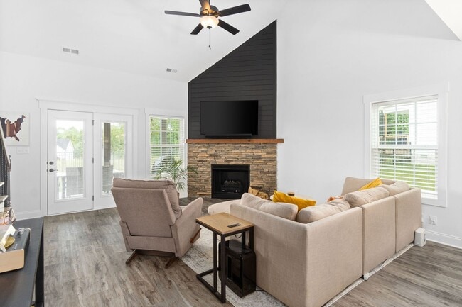 Foto del edificio - 281 Turkey Xing Ct