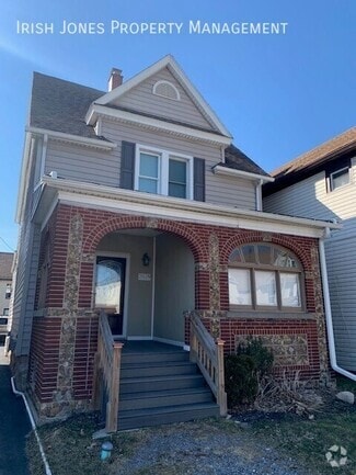 Building Photo - 2829 South Park Ave