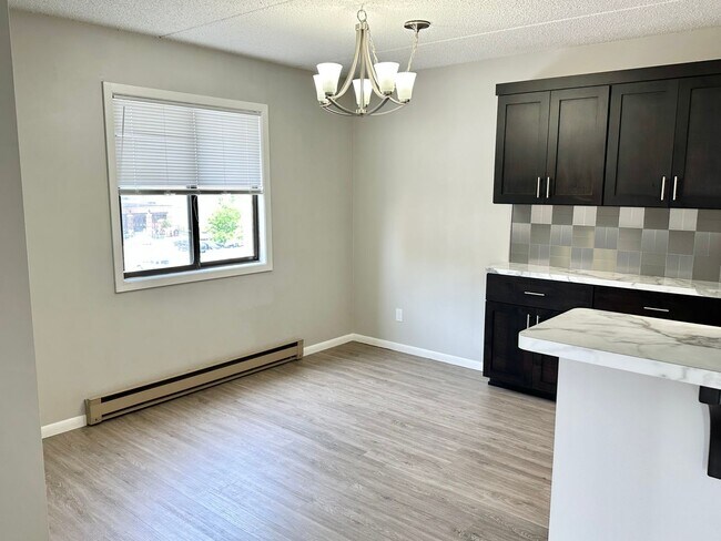 Foto del edificio - 2 Bedroom Downtown Condo - Available May 1st