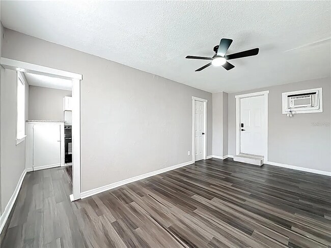 Foto del edificio - 944 18th Ave S