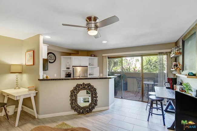Building Photo - Charming Furnished 1-Bedroom Condo with Mo...
