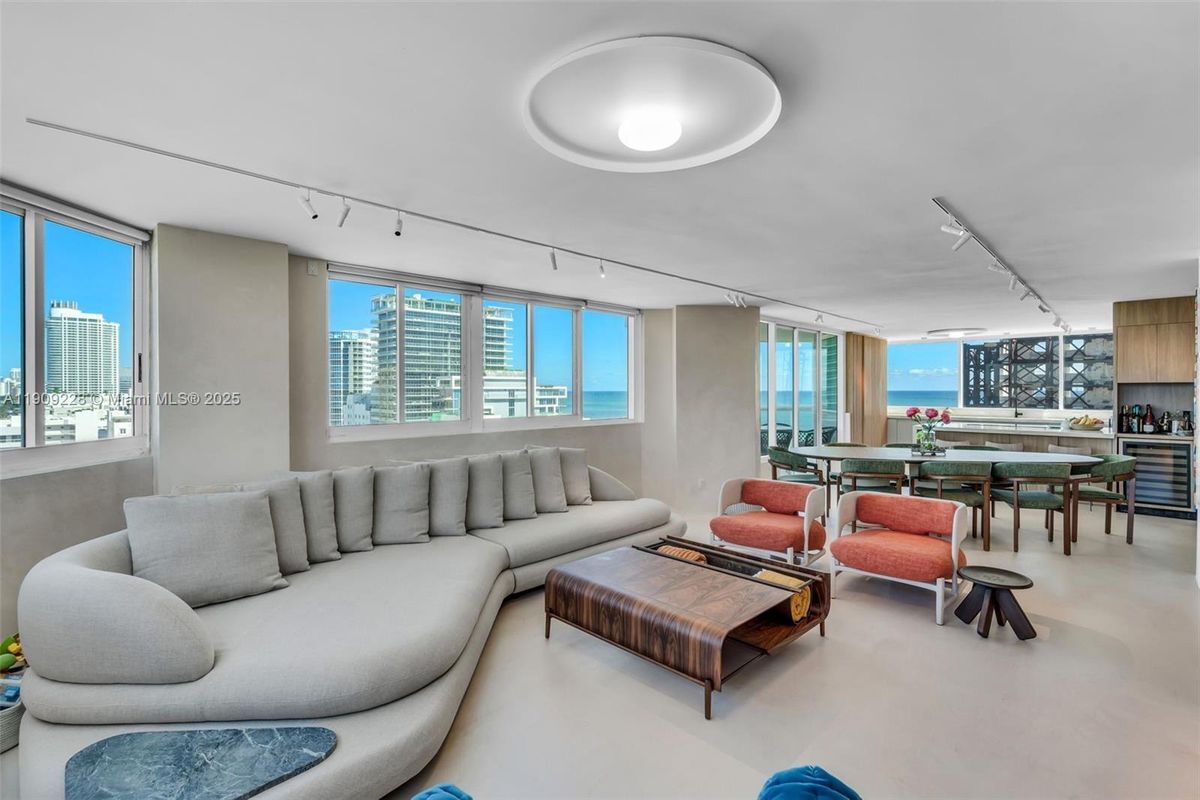 Foto del edificio - 3411 Indian Creek Dr