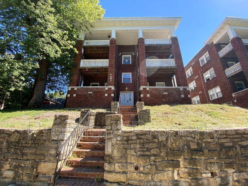 Foto principal - 4013 Charlotte St