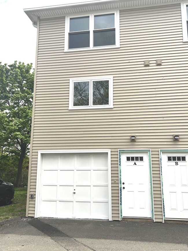 Building Photo - 1251 East St