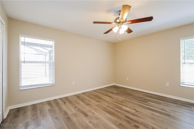 Foto del edificio - 3001 38th St W