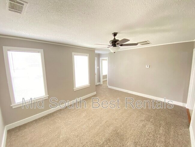 Building Photo - 3141 Benjestown Rd