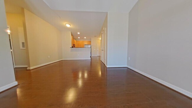 Foto del edificio - 7108 W Friendly Ave