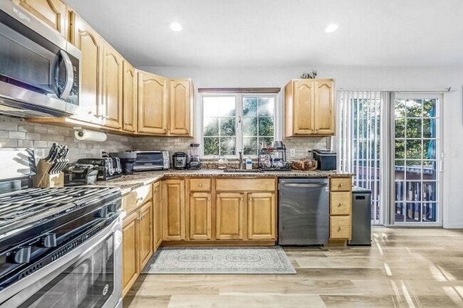 Photo - 386A Park Ave Apartment