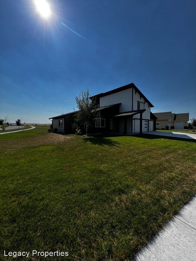 Building Photo - 4 br, 3 bath House - 198 Pioneer Crossing