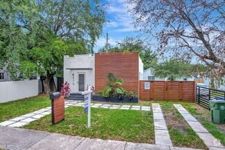 Building Photo - 570 NW 48th St